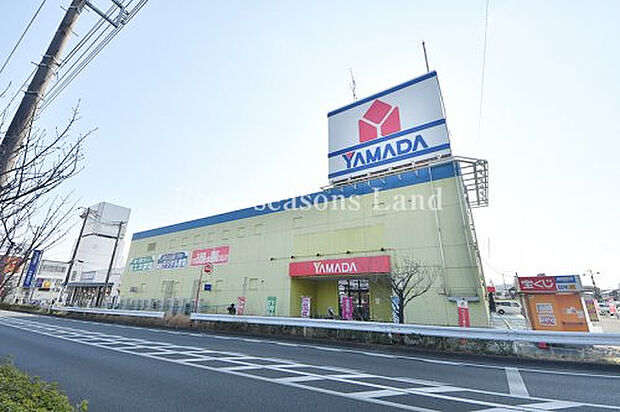 ヤマダデンキ テックランド上平塚店まで約267m
