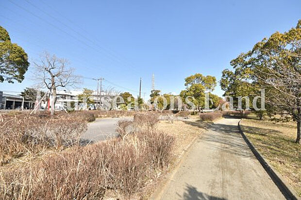 東豊田公園まで約1323m