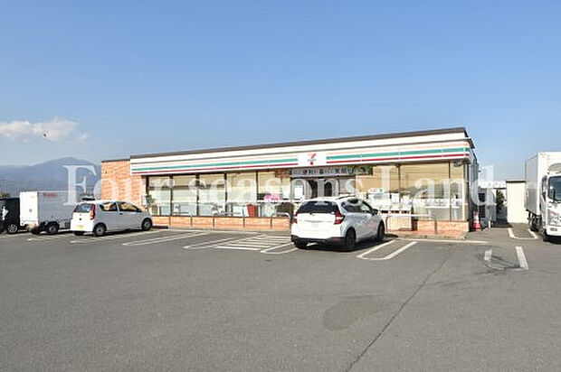 セブンイレブン 平塚北豊田店まで約818m