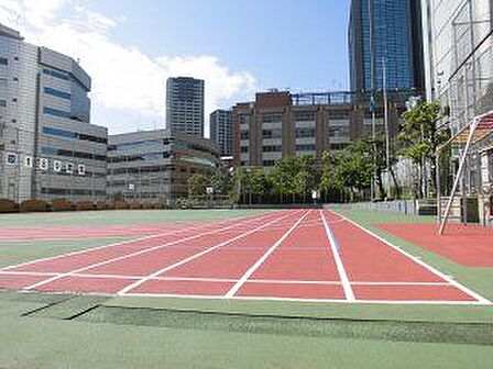 港区立芝小学校 徒歩9分。 670m