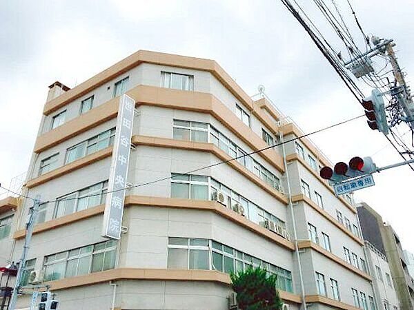 さくら会世田谷中央病院 徒歩5分。 390m