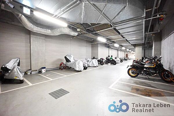 バイク置場