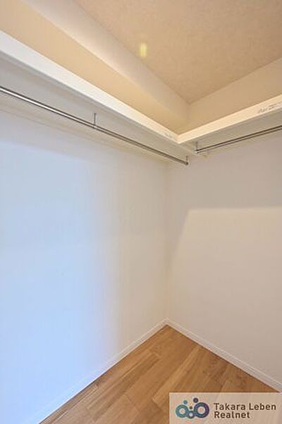 約1.5帖のウォークインクローゼット