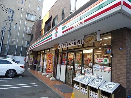 セブンイレブン上原店 徒歩2分。 150m