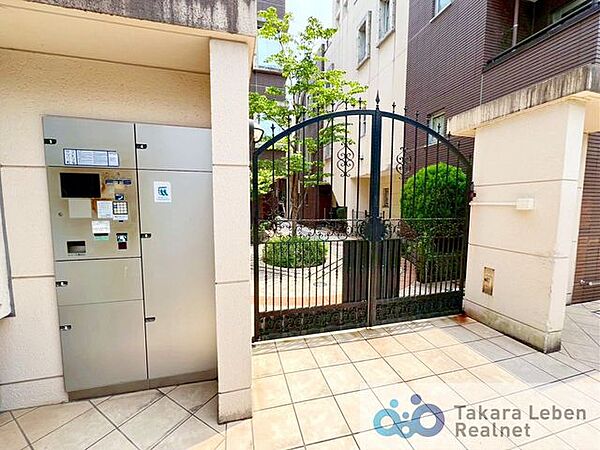 宅配ボックス