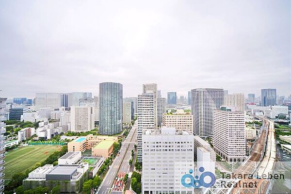 住戸からの眺望。風通しが良く、お洗濯物も早く乾きそうです。毎日のお洗濯が楽しみになりそうです。