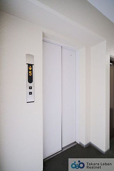 エレベーター