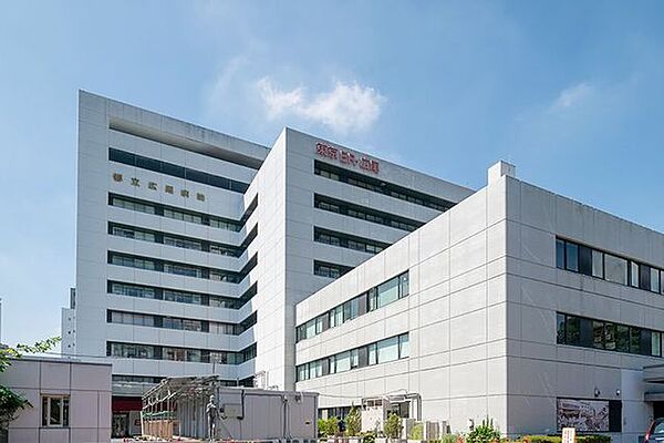 東京都立広尾病院 徒歩8分。 640m
