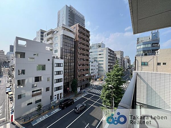 住戸からの眺望。風通しが良く、お洗濯物も早く乾きそうです。毎日のお洗濯が楽しみになりそうです。