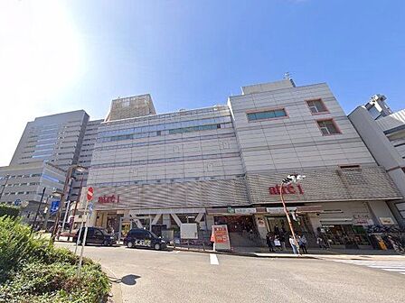 アトレ目黒1 徒歩6分。 440m