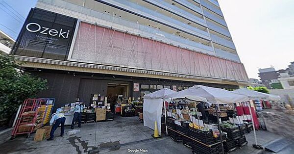 スーパーオオゼキ門仲牡丹店 徒歩9分。 700m