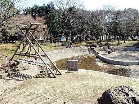清澄公園 徒歩5分。 390m