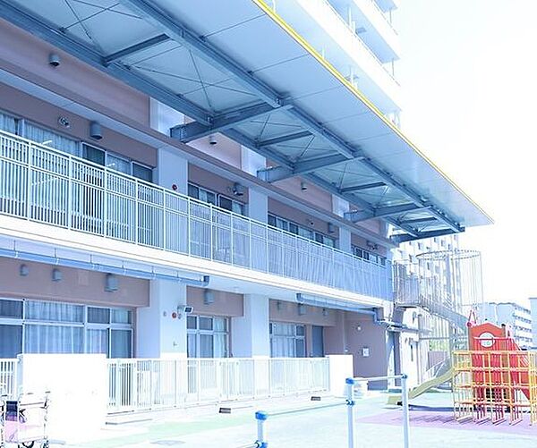 江東区辰巳第二保育園 徒歩6分。 410m