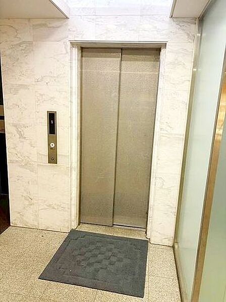 エレベーター