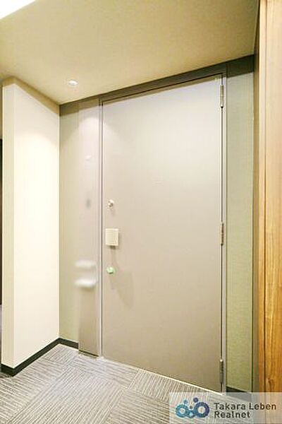 玄関ドア