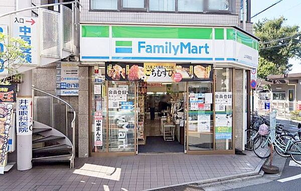 ファミリーマート上井草駅東店 徒歩6分。 430m