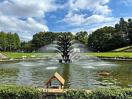 世田谷公園 徒歩12分。 920m