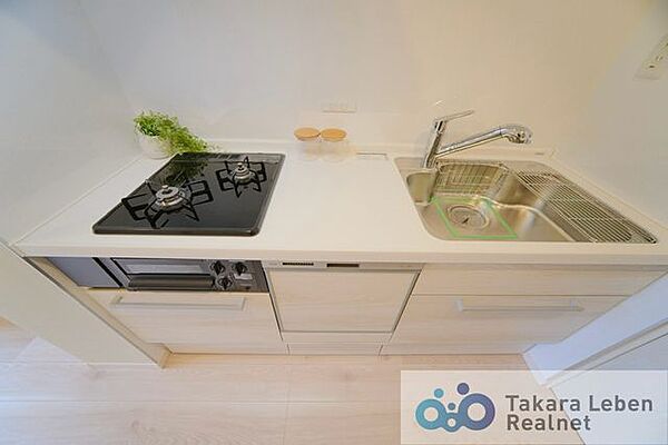 家事の手間が省ける食器洗浄機・浄水器付きのシステムキッチン