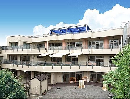 二葉南元保育園 徒歩3分。 170m