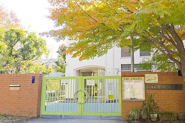 菅刈保育園 徒歩6分。 460m