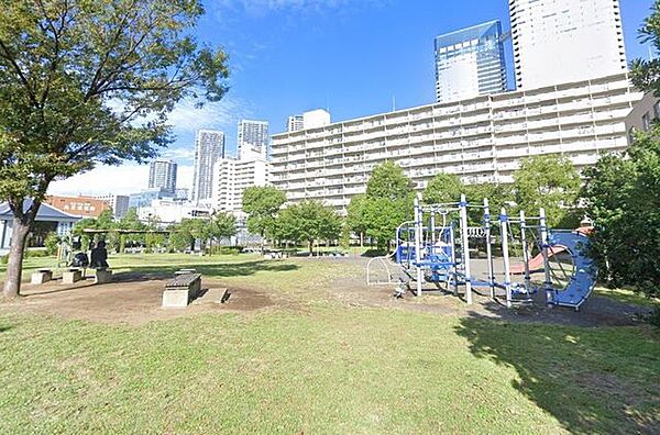 中央区立晴海臨海公園 徒歩7分。 520m
