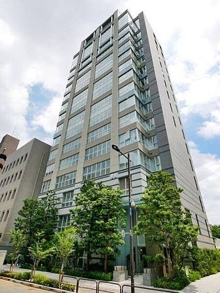 apartment 東京都千代田区六番町6-6
地図を見る