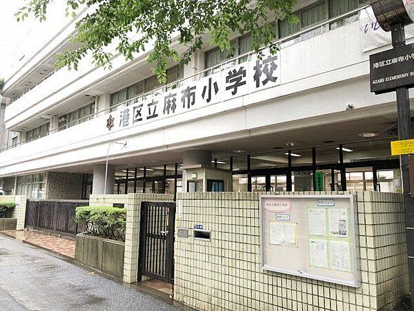 apartment 東京都港区六本木３丁目7-1
地図を見る