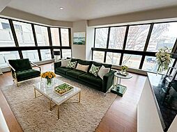 Brillia一番町 5F 3LDKのリビング/ダイニング