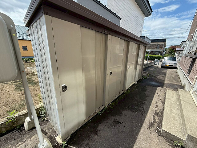 その他