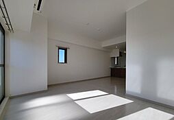 スレンダウェルステージ 3階ワンルームのリビング/ダイニング