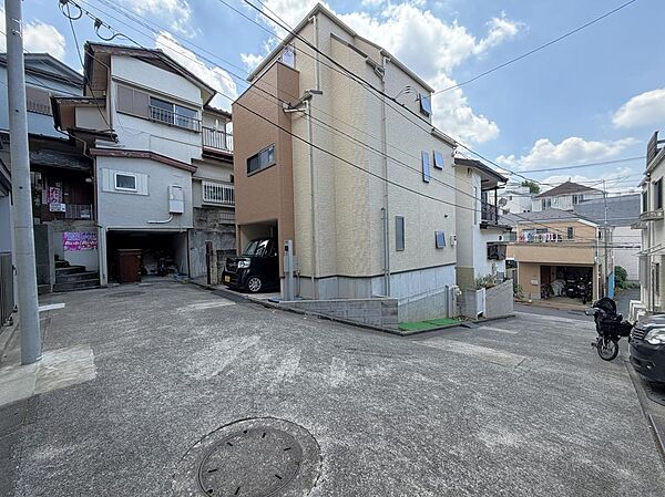 現地（2026年6月）撮影前面道路