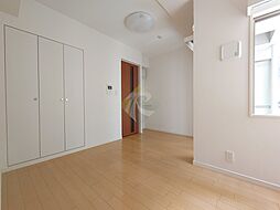 都営大江戸線 東新宿駅 徒歩3分の賃貸マンション 9階1Kのリビング/ダイニング