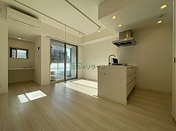 東京メトロ副都心線 明治神宮前駅 徒歩6分の賃貸マンション 3階ワンルームのリビング/ダイニング