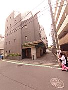 中目黒駅より徒歩3分 4階 築12年の賃貸物件