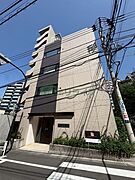 代々木八幡駅より徒歩11分 築18年10ヶ月 9階建の賃貸物件
