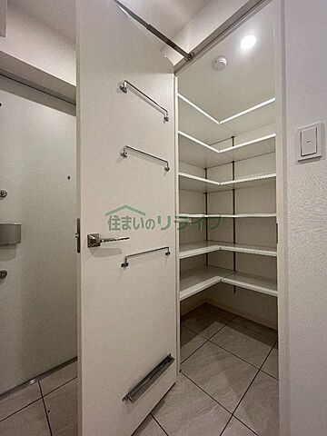 収納