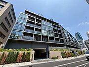池尻大橋駅より徒歩7分 築1年7ヶ月 8階建の賃貸物件