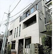 幡ヶ谷駅より徒歩13分 1階 築6年の賃貸物件
