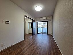 西武新宿線 西武新宿駅 徒歩3分の賃貸マンション 3階2LDKのリビング/ダイニング