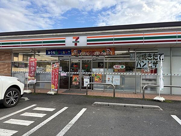 セブン-イレブン 綾部下八田店 1260m