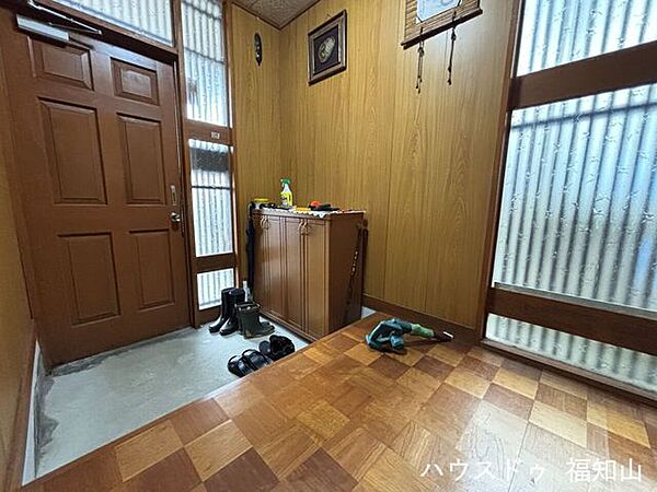 玄関