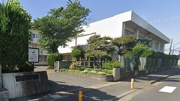apartment 埼玉県坂戸市大字石井
地図を見る