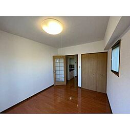 オランダ壱番館 2階1Kのリビング/ダイニング