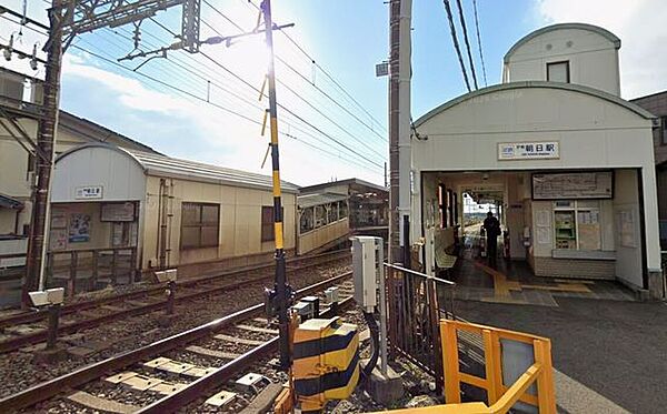 伊勢朝日駅 2030m