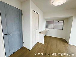 中部マンション　四日市市中部 3LDKの室内