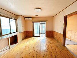 岩沼市桑原1丁目　戸建て 4SLDKのリビング/ダイニング