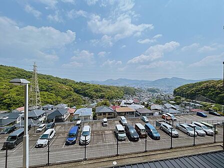 ベランダからの眺望です。