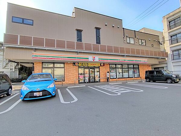 セブンイレブン長崎花園町店様まで約850ｍ（車約3分） 1500m