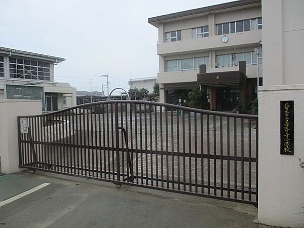 善道寺小学校まで約200ｍ