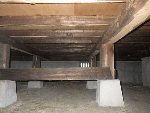 【床下】床下は調査済みです。